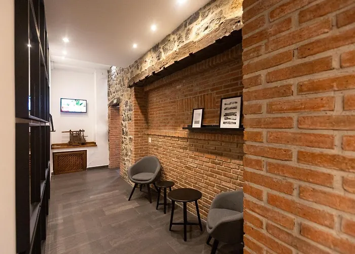 Hotel Eladia