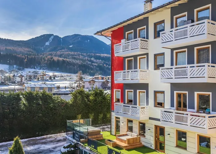 Hotel Vittoria - Ricarica l'anima Dimaro