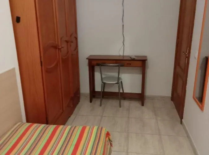 Alojamiento Playa Chica, Los Pozos Habitaciones