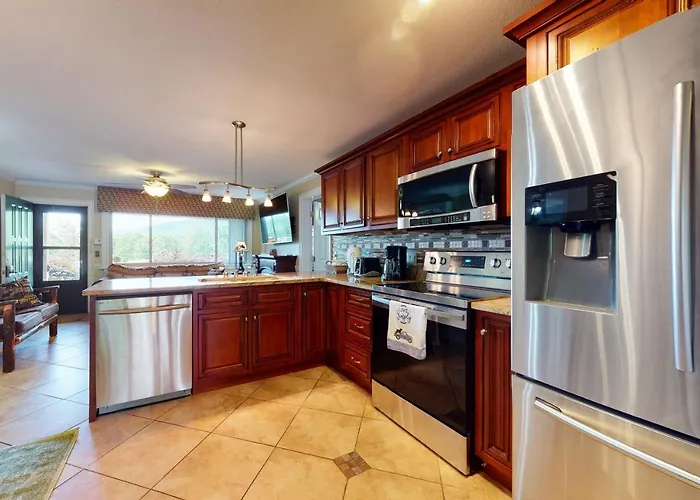 Rumbling Bald Condo Unit 403 Lake Lure