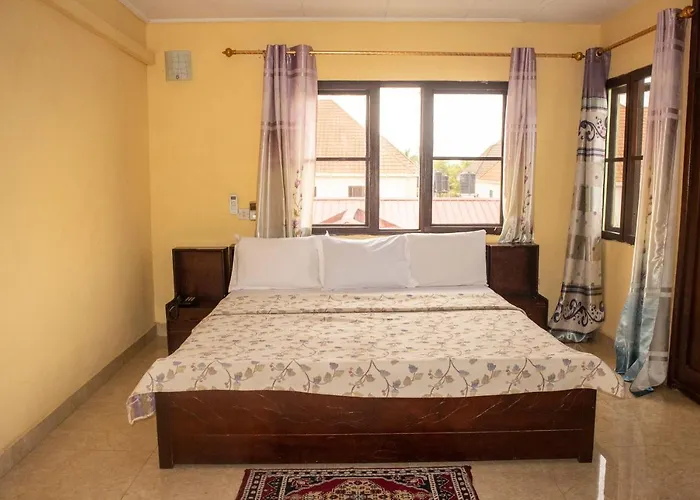 Pekan Hotel Accra