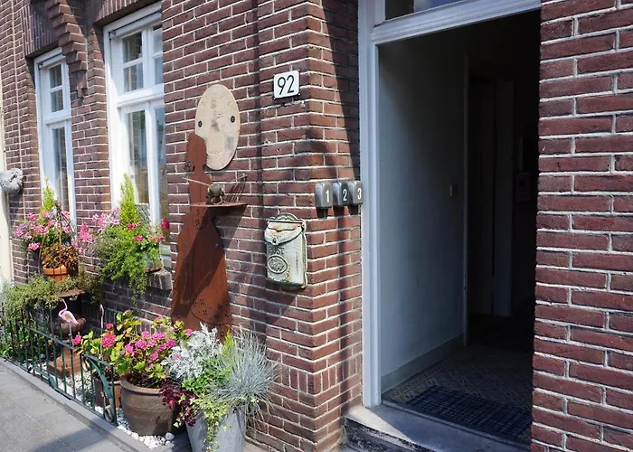 De Bezige Bij Bed and Breakfast Kerkrade