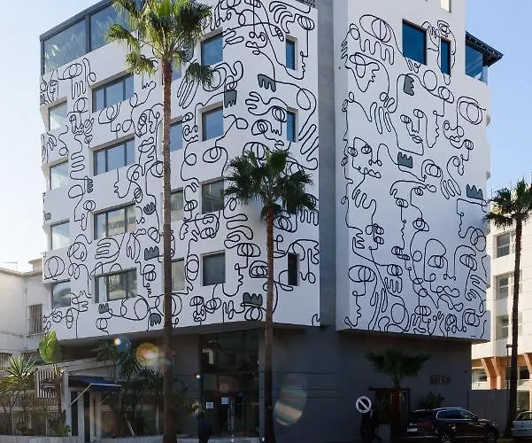 JM Suites Hotel Eco-Friendly Casa Blanca