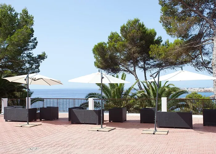 Apartamentos Club Cala Azul Sant Carles de Peralta