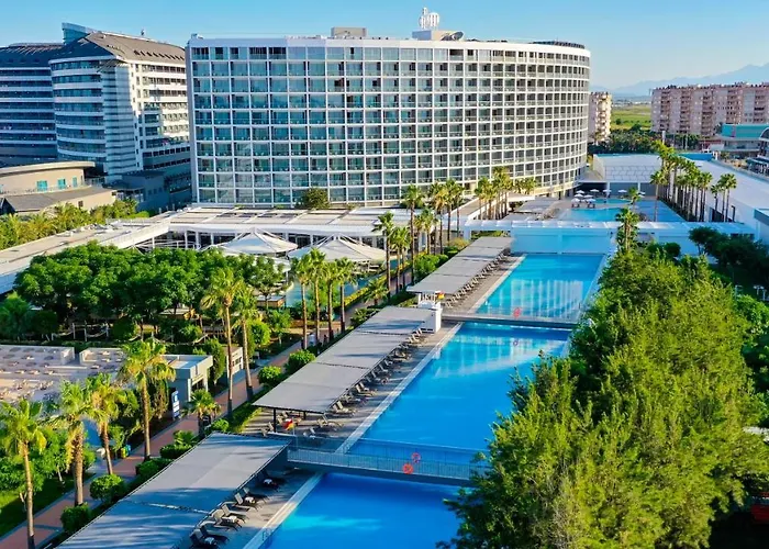 Crystal Centro Pearl Collection Antalya