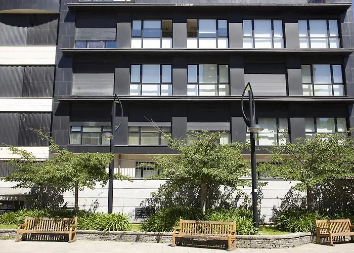 Pension T5 Donostia Suites