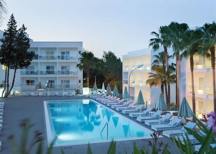 Grupotel Ibiza Beach Resort - Adults Only Portinatx