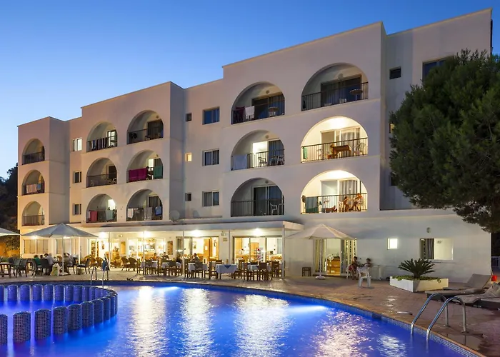 Aparthotel Puerto Cala Vadella