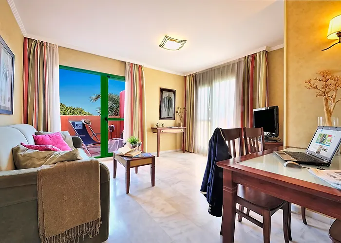 Holiday World Riwo Hotel.