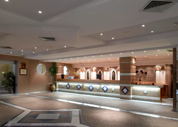 Hotel Macià Alfaros Cordova