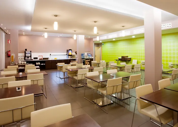 Holiday Inn Express Vitoria By Ihg