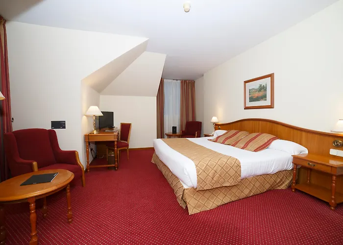 Hotel Hoyuela Santander