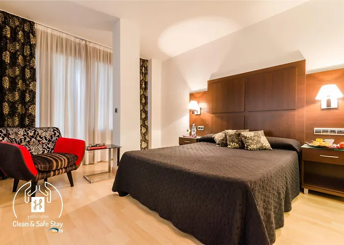 Hotel YIT Conquista de Granada Peligros