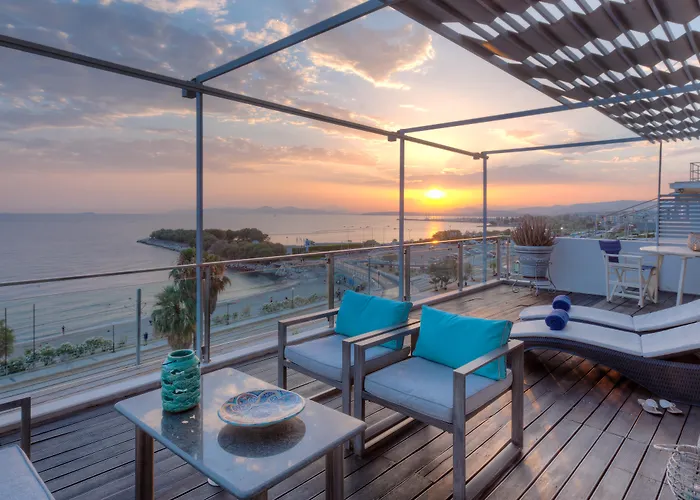 Tropical Hotel Seafront Boutique Athens