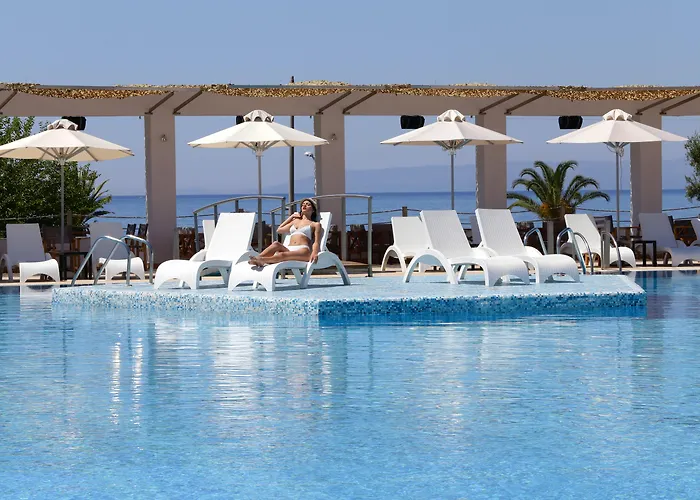 Elite City Resort
