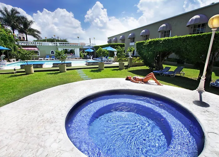 Villablanca Garden Beach Hotel Cozumel