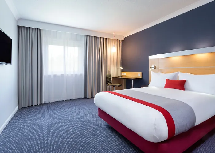 Holiday Inn Express Southampton - M27, J7 By Ihg Hedge End