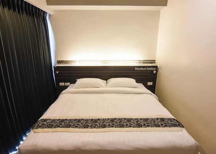 Isanook Bangkok Hotel