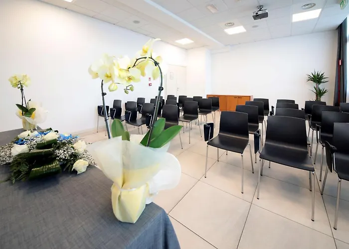 B&B HOTEL Mantova Cristallo Virgilio