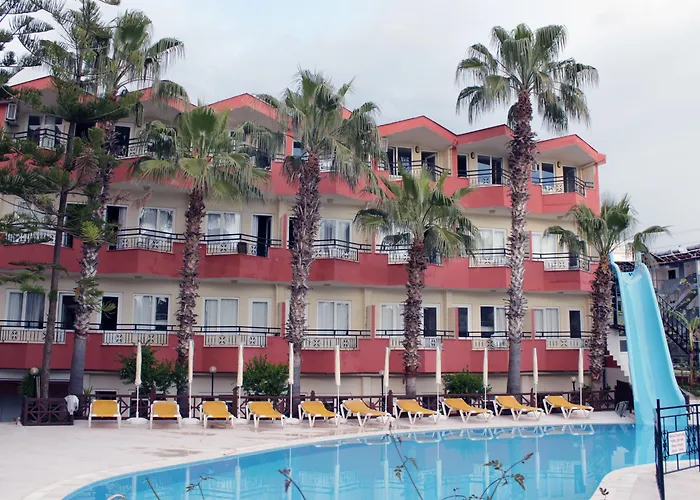 Semoris Hotel Side