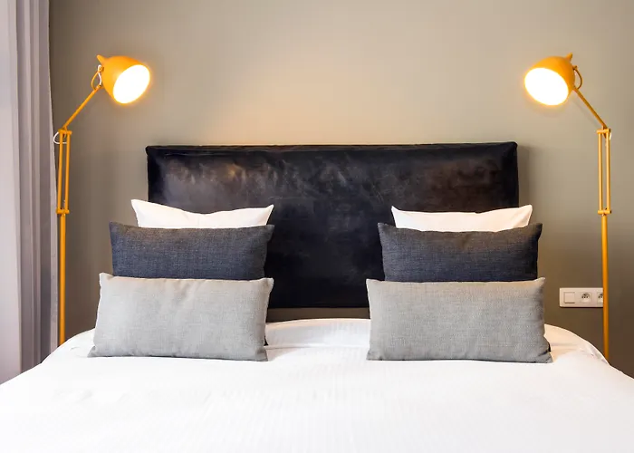 Tryp By Wyndham Antwerp Hotel