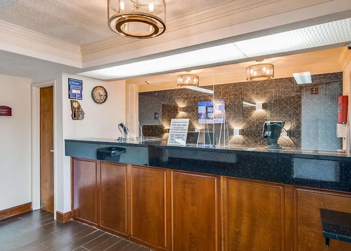 Best Western Inn & Suites Of Macon