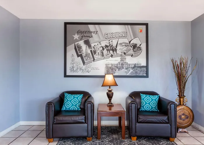 Super 8 By Wyndham Cleburne Motel