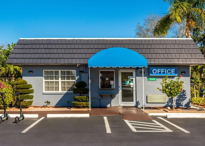 Surestay Hotel By Best Western Sarasota Lido Beach
