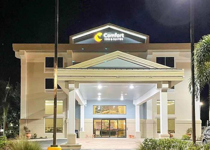 Comfort Inn & Suites Sarasota I75