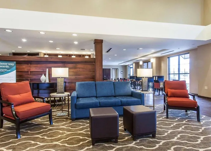 Comfort Suites-Youngstown North
