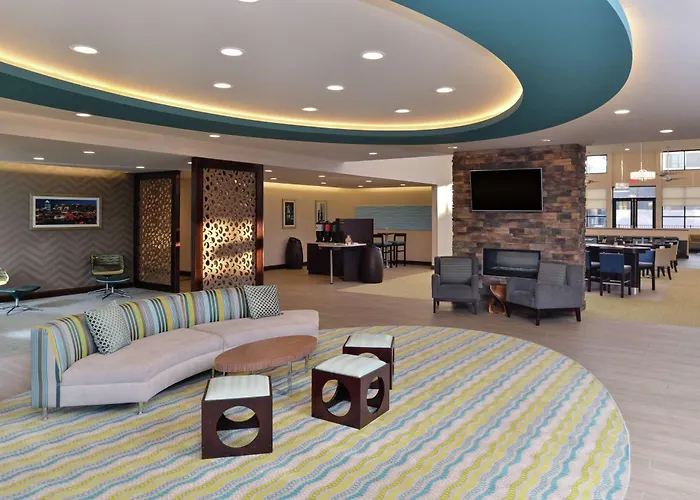 Homewood Suites By Hilton Cincinnati/Mason