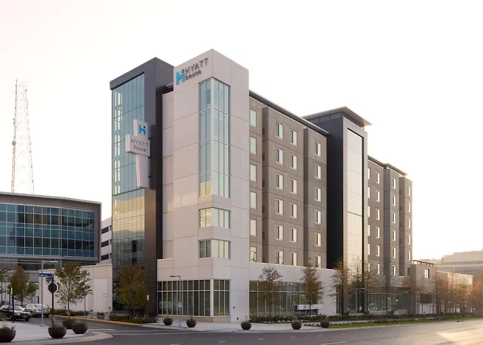 Archer Hotel Falls Church