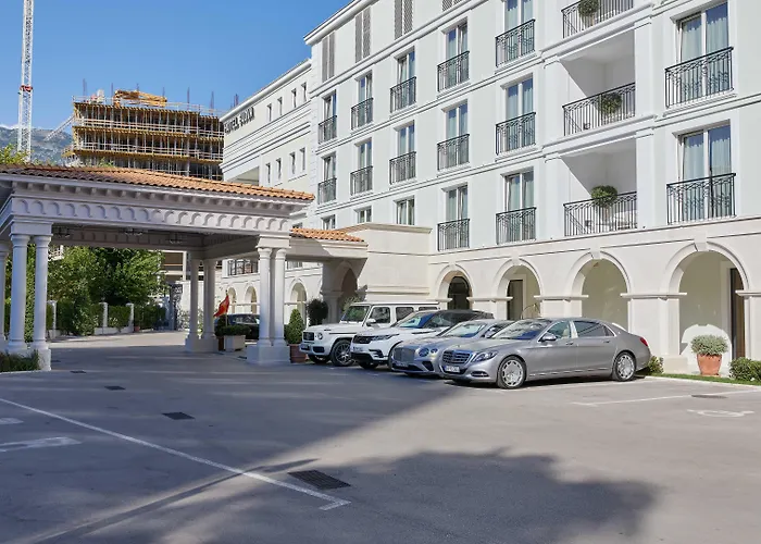 Crowne Plaza Budva By Ihg