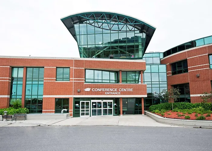 Hampton By Hilton Ottawa Hotel