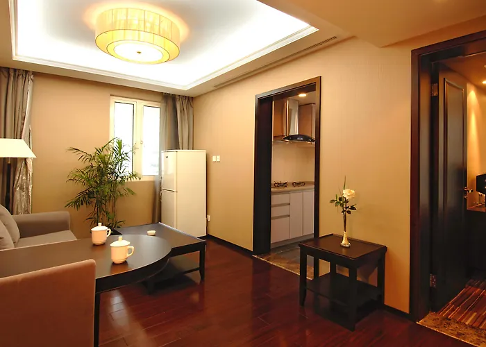 Rayfont Shanghai Nanpu Hotel