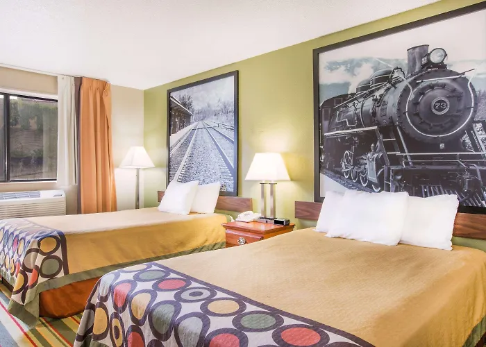 Super 8 By Wyndham Beckley Hotel