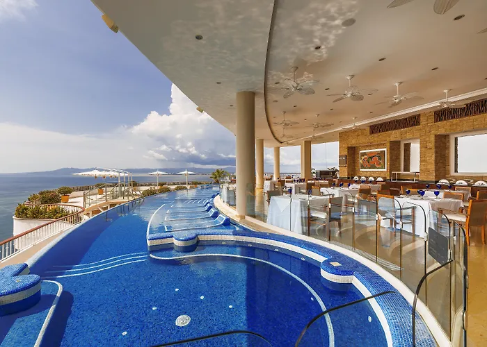 Grand Miramar All Luxury Suites & Residences (Adults Only) Puerto Vallarta