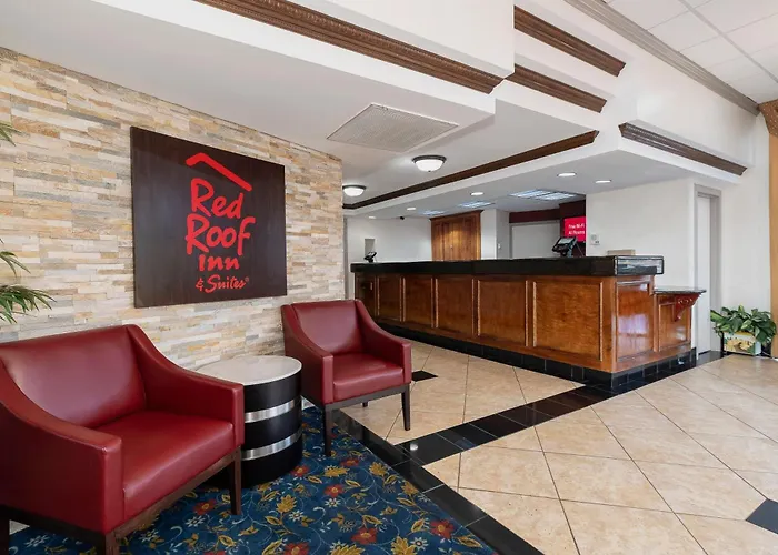 Red Roof Inn & Suites Macon