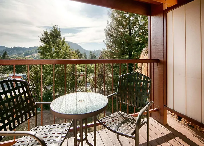 Best Western Plus Humboldt House Inn Garberville