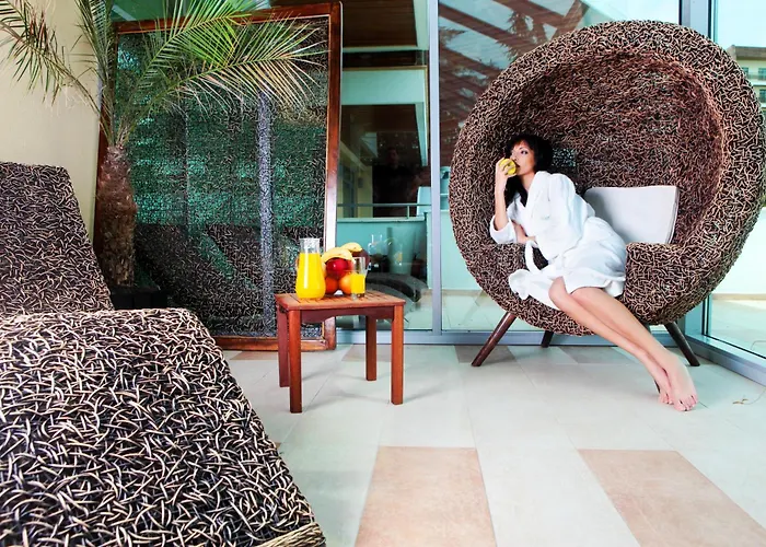 Flamingo Grand Hotel & Spa