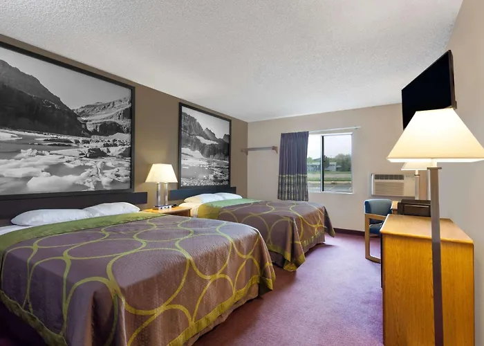 Super 8 By Wyndham Helena