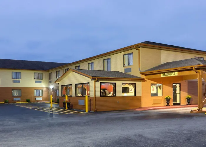 Super 8 By Wyndham Richmond Hotel
