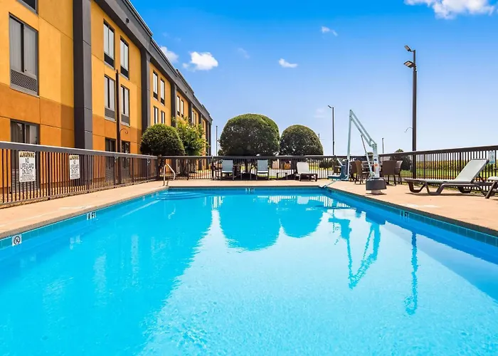 Surestay Hotel By Best Western Robinsonville Tunica