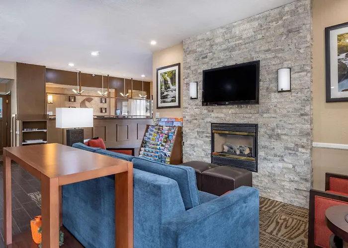Comfort Inn & Suites Kelso - Longview