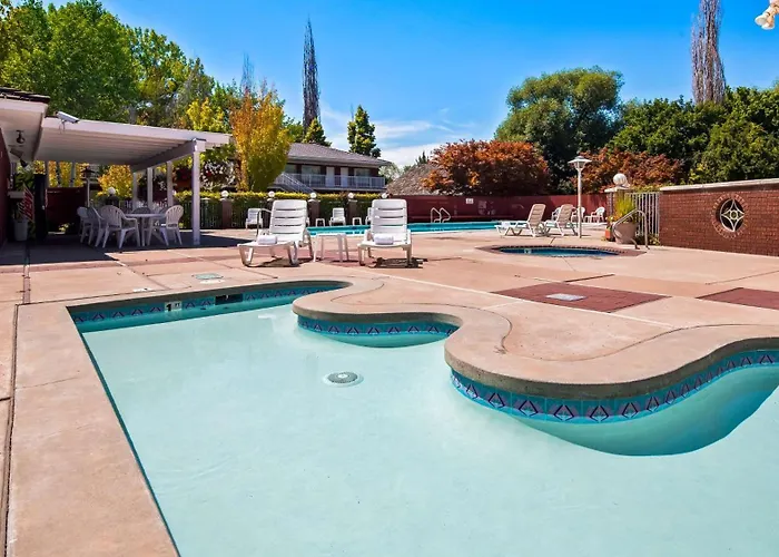 Baugh Motel, Surestay Collection By Best Western
