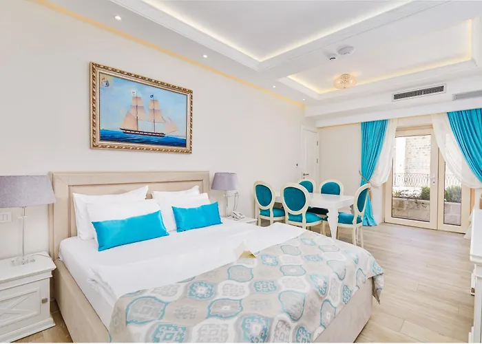 Hotel Libertas Kotor