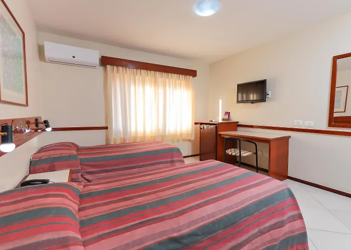Hotel Suárez Campo Bom