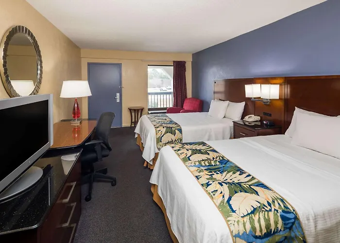 Days Inn By Wyndham Walterboro
