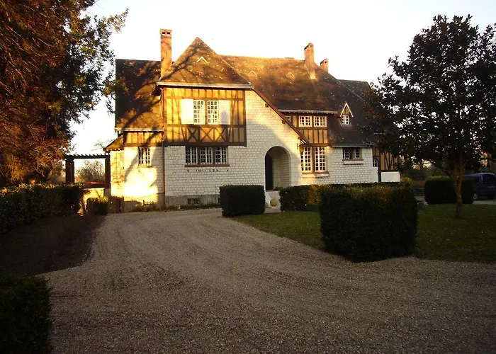 Le Manoir du coeur volant B&B