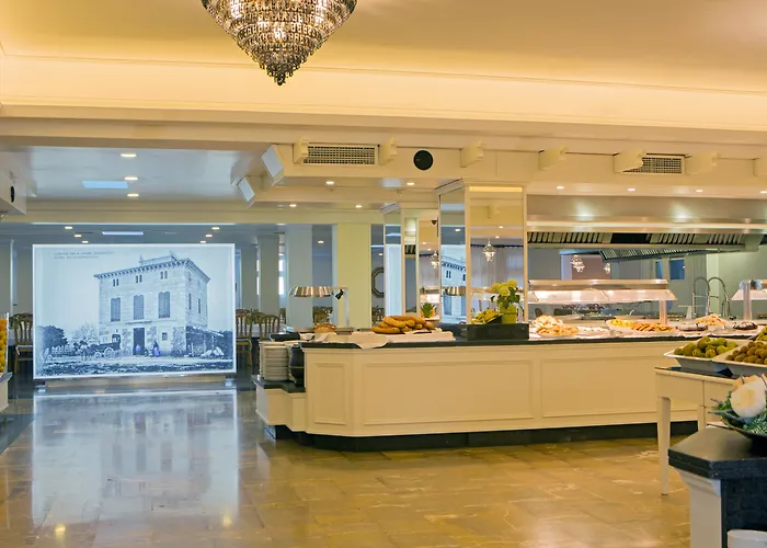 Hotel Castell Dels Hams